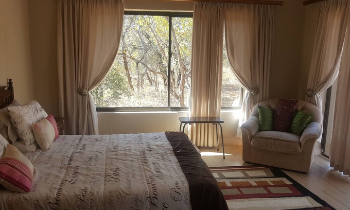 Hoedspruit House | Homestay in Wildlife Estate if you need peace and quiet, game drives and walking