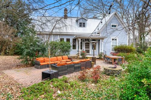 Fairburn House | Homestead Away from Home