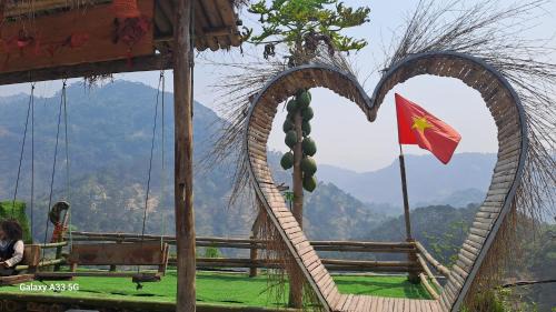 Hoang Su Phi House | Hommestay Người Nùng