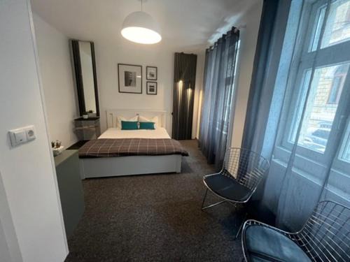 Old Town Villa | Hope