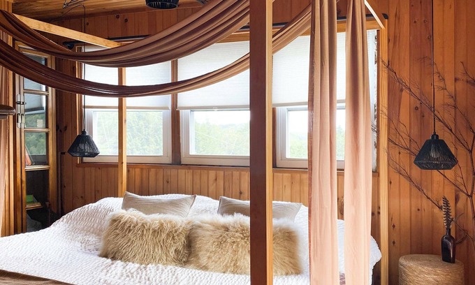 Oliverea Other | Horse Farm Haven in the Catskills – Rustic Charm Meets Serene Countryside