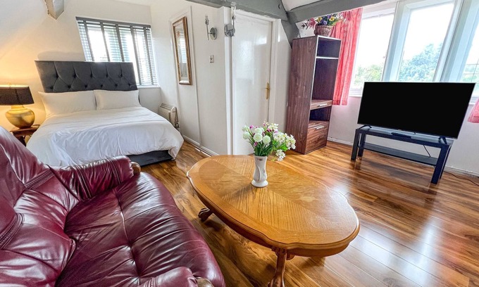 Melksham Apartment | Host & Stay | Apartment 6, Church Walk