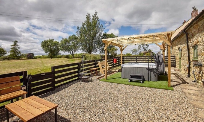 Saltburn-by-the-Sea House | Host & Stay | The Hayloft