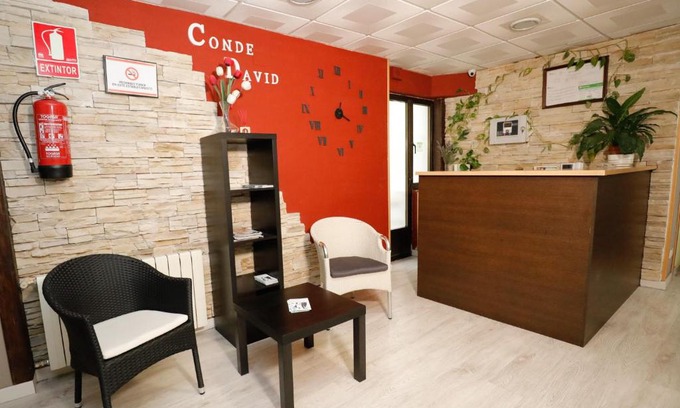 Oeste House | Hostal Conde David