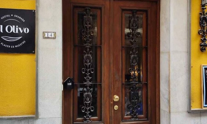 Central District Hotel | Hostal El Olivo