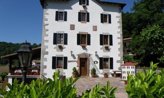 Urdax Hotel | Hostal Rural Irigoienea