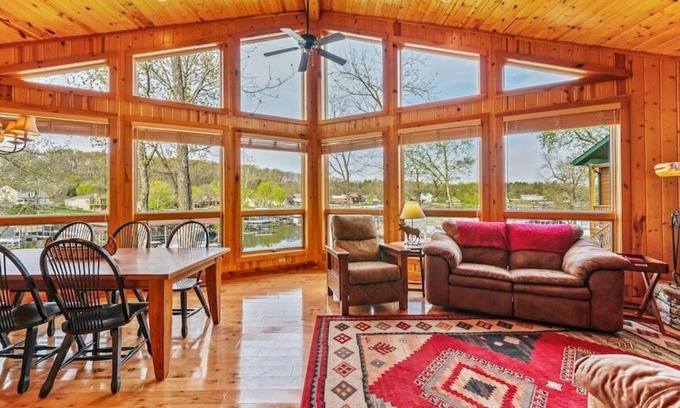 Gravois Mills House | Hot Tub, Fire Pit, Awesome Loft & Amazing Views!