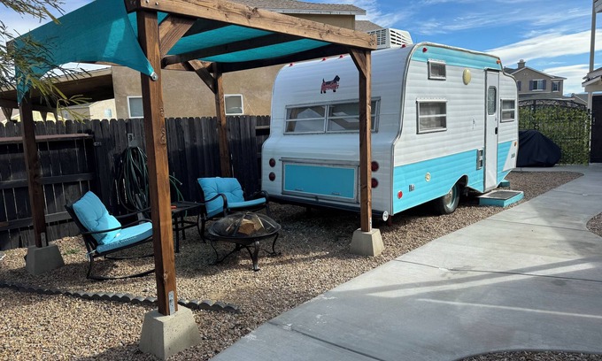 Victorville House | Hot Tub Firepit Washer 500Mbps PetsOK