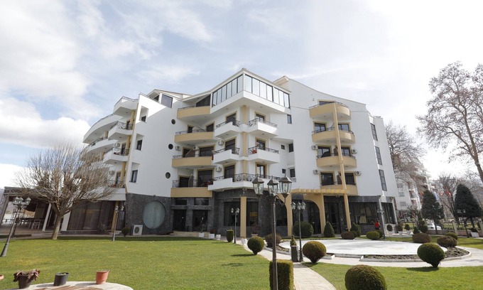 Pogradec Hotel | Hotel 1 Maji