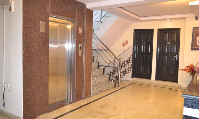 Paharganj Cabin | Hotel Apple Villa @ Paharganj