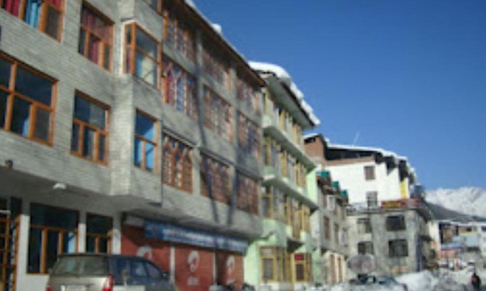 Simsa Village Hotel | Hotel Beas Valley Manali