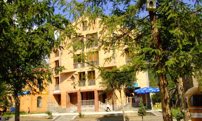 Jermuk Hotel | Hotel Central