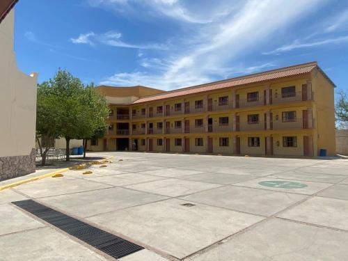 Jimenez Hotel | Hotel Colonial