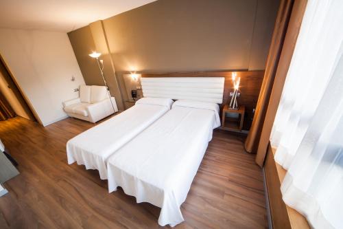 Laguna de Duero Hotel | Hotel Duero