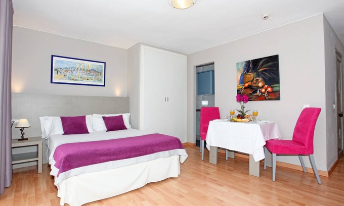 Marbella City Centre Apartment | Hotel El Faro Marbella
