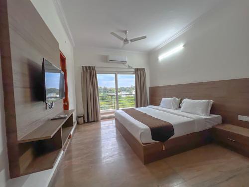 Bengaluru Apartment | Hotel Elite by Agira- Spacious Apartments with Balcony