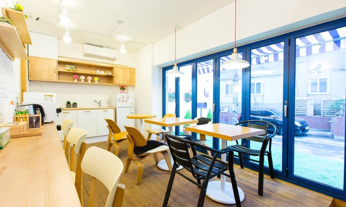 Sungin-dong Hotel | Hotel Gaon
