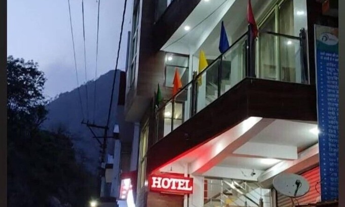 Karnaprayag Hotel | Hotel Geeta Bhawan
