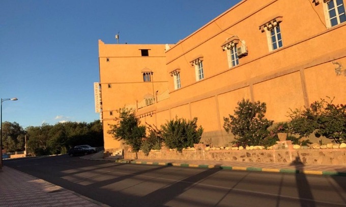 Tata Hotel | Hotel/Hostel .