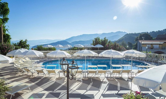 Sant'Agata sui Due Golfi Hotel | Hotel Iaccarino