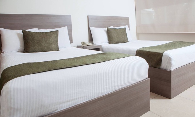 Chapultepec Hotel | Hotel La Riviera