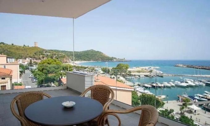 Marina Di Camerota Hotel | Hotel La Scogliera