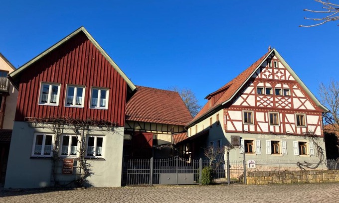 Hohenroth Apartment | Hotel & Landgasthof Zur Sonne