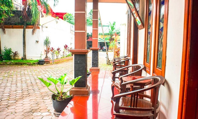 Laweyan Hotel | Hotel Laweyan Solo