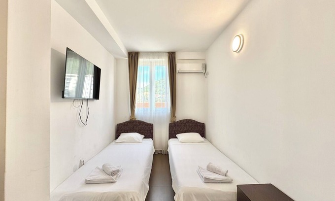 Rozino Hotel | Hotel Lobo