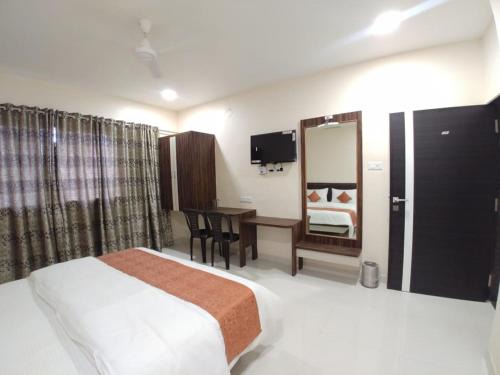 Rao Colony Hotel | Hotel Matruchhaya Lonavala - Near Loanvala Station - Quality and Comfort