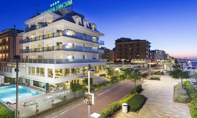 Alba Hotel | Hotel Michelangelo