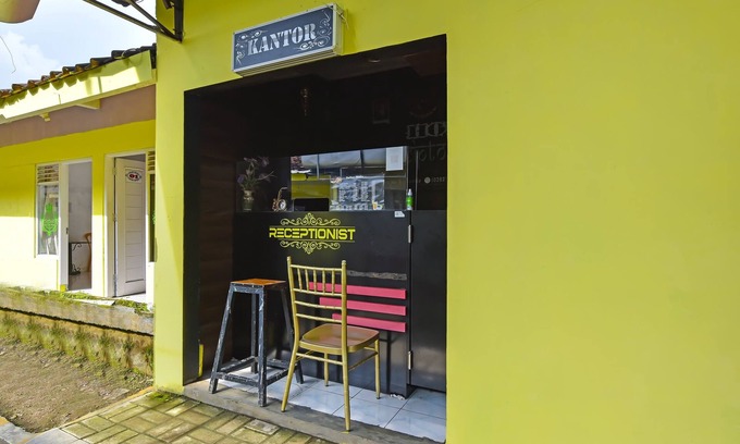 Cilacap Hotel | Hotel O Cipto Arum