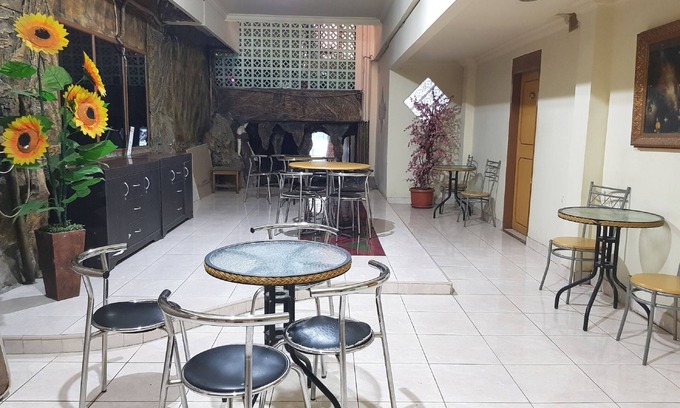 Makassar Hotel | Hotel O Istana
