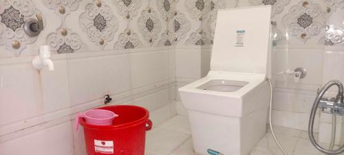 Faizabad Hotel | Hotel O Jai Hind Home Stay
