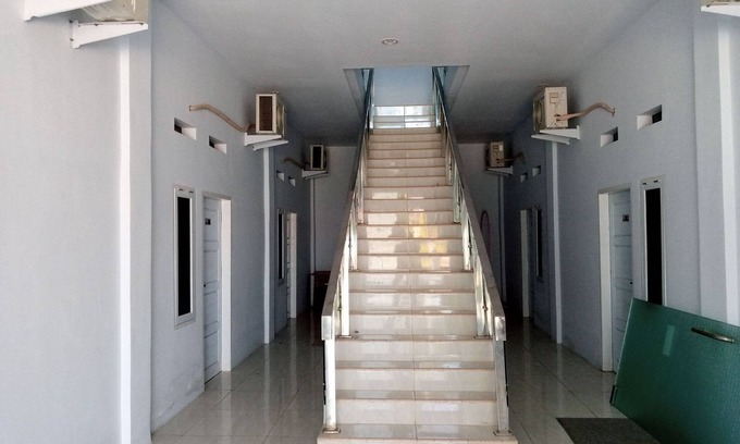 Sulawesi Hotel | Hotel O Kost Nian Syariah Near SPBU Pertamina 74.91657 Mattirotasi Sidrap