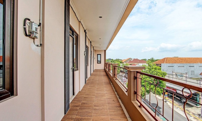 Pati Hotel | Hotel O Kristin Homestay