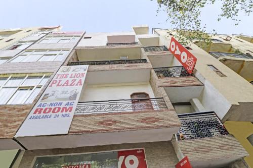 Nizamuddin East Hotel | Hotel O Lion Home Stay