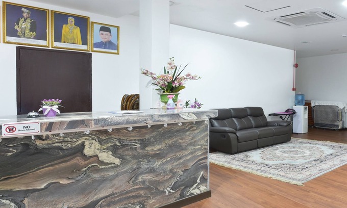 Sepang Hotel | Hotel O Madeena Inn