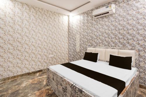 Jabalpur Hotel | HOTEL O MAJESTIC INN