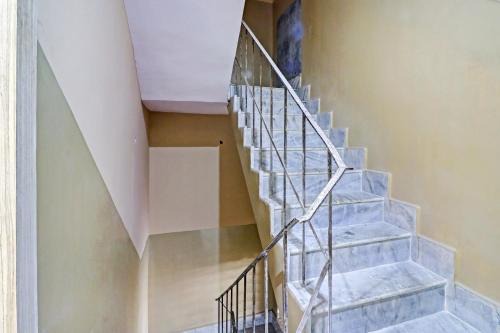 Jamshedpur Hotel | Hotel O Omar