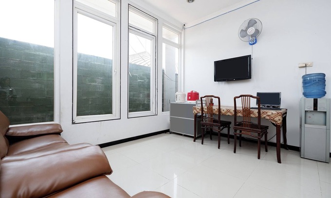 West Semarang Hotel | Hotel O Peaceful Residence