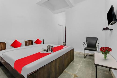 Aliganj Hotel | Hotel O Star Stay Guest house opposite Kendriya Bhawan