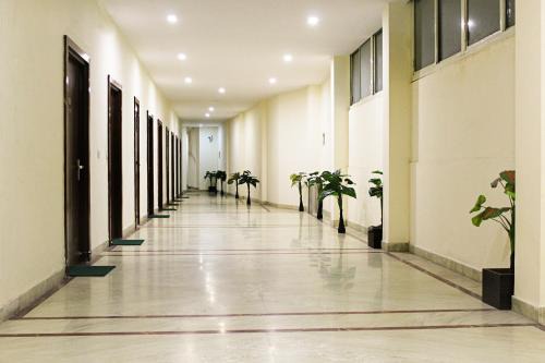 Dhanauli Hotel | Hotel O Tajway Inn