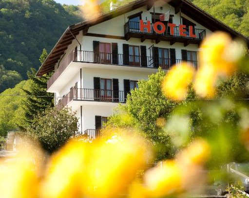 Villar Pellice Hotel | Hotel Palavas