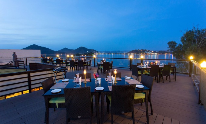 Udaipur District Hotel | Hotel Panna Vilas Palace