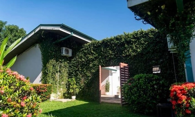 Ballena House | Hotel Por Que No?