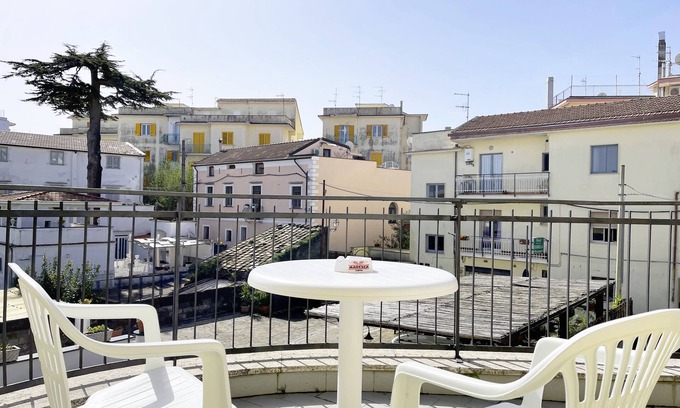 Sant'Agata sui Due Golfi Hotel | Hotel Reginella