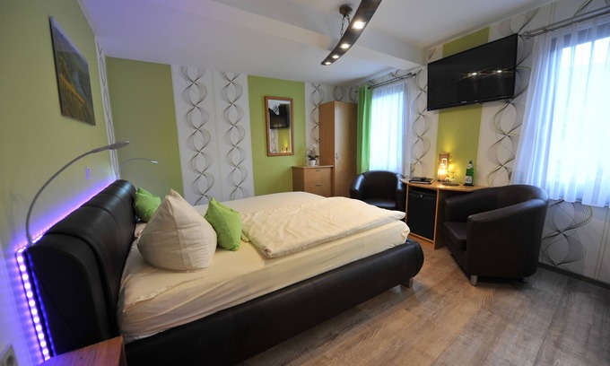 Zeltingen-Rachtig Hotel | Hotel-Restaurant Ehses