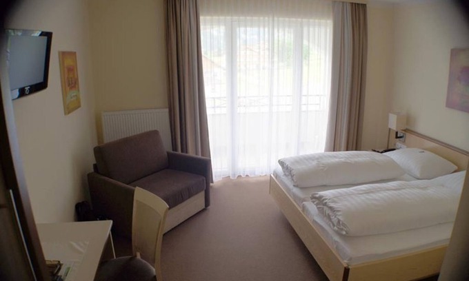 Schladming House | Hotel-restaurant Sonneck - Doppelzimmer mit Dusche od. Bad, WC