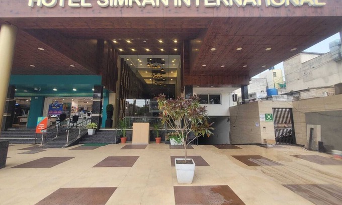 Raipur Bed & Breakfast | HOTEL SIMRAN INTERNATIONAL